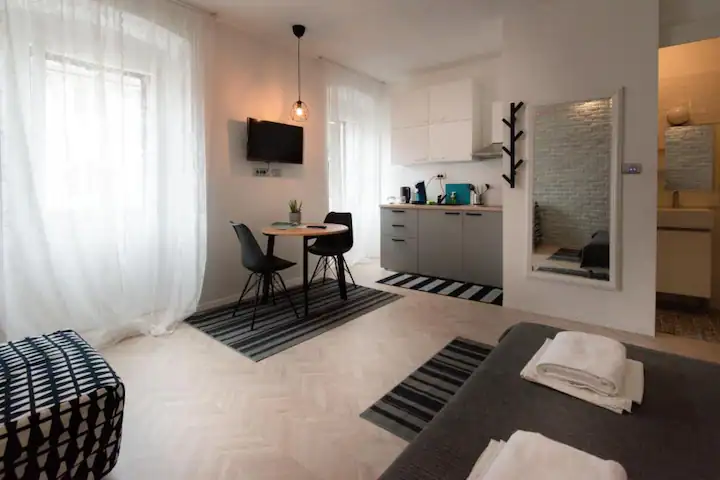 City center studio apartments - Old town Pula studio apartments