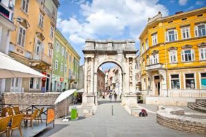 What to see in Pula